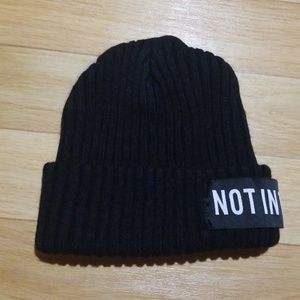 ZARA BEANIE "NOT IN THE MOOD" Size M